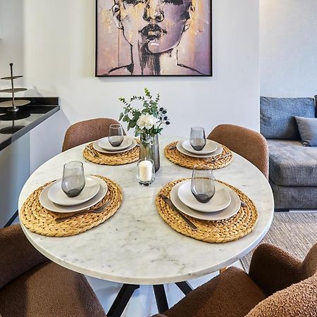 Апартаменты Sleek And Modern 2-Bed Unit In Downtown Casa Касабланка Экстерьер фото