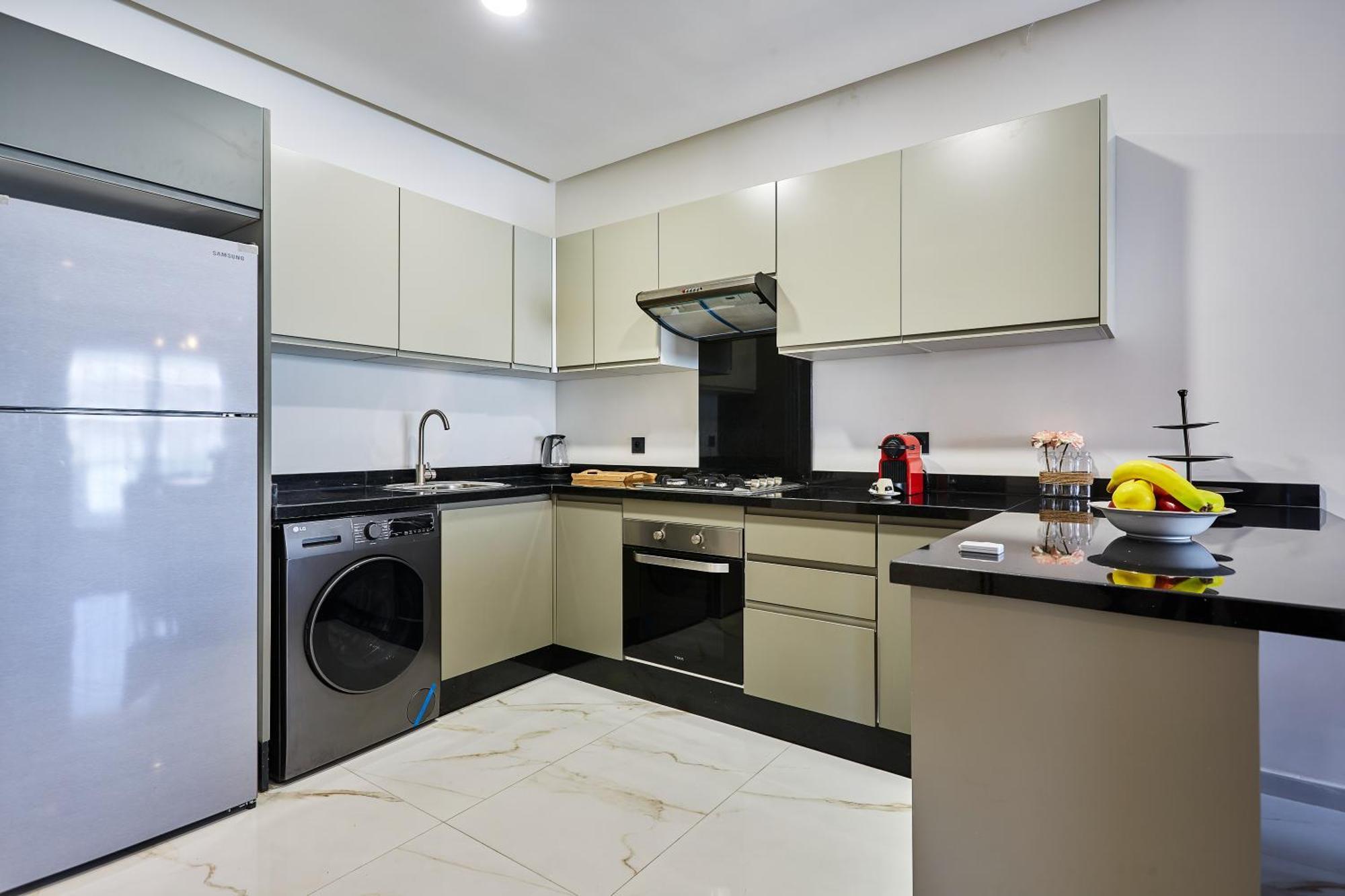 Апартаменты Sleek And Modern 2-Bed Unit In Downtown Casa Касабланка Экстерьер фото